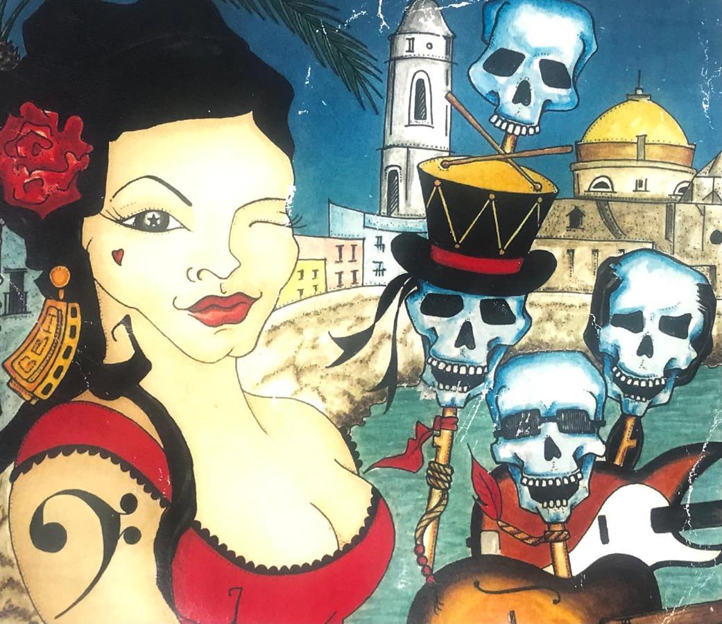 Casa Piratas Y Mina Lägenhet Cádiz Exteriör bild