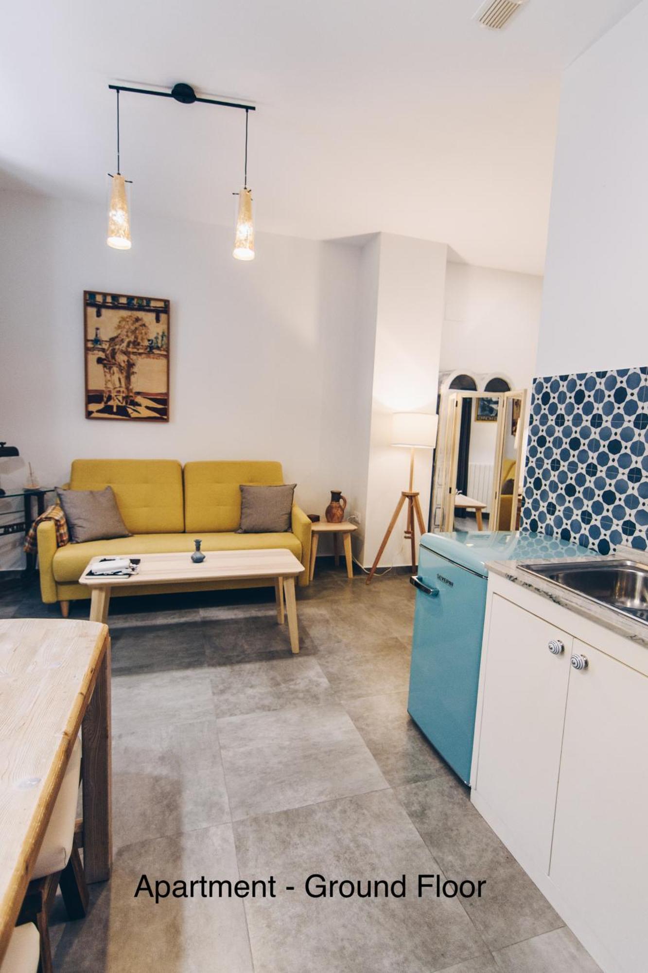 Casa Piratas Y Mina Lägenhet Cádiz Exteriör bild